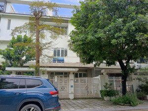 cần bán trong tuần lk 108m2, khu d geleximco, lê trọng tấn, gần vườn hoa, lh 