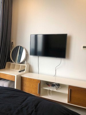 cho thuê căn hộ 2pn, 2wc tại vinhomes golden river ba son, 27 triệu, 68 m2, giá ưu đãi đẹp