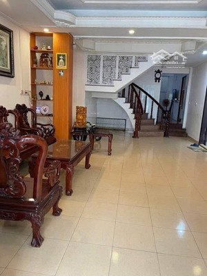 siêu hot nhà 3 tầng hải hồ. ngang 7,5m diện tích lớn 113m. giá chỉ 10,9 tỷ