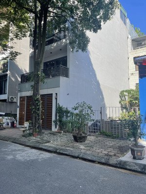 đất phân lô đấu giá việt hưng, 85m2, mt5m, gia hơn 23 tỷ, ngay nút lên cầu trần hưng đạo