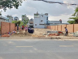 bán đất 14x35. mặt tiền đường võ văn hát, phường long trường q9