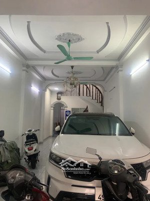 nhà đẹp tân bình, 5 phòng ngủ, 4 tầng, hẻm 6m, sát vincom & lotte mart, chỉ 20 tỷ, sổ hồng riêng.