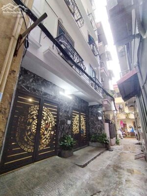 Bán nhà đẹp Tôn Thất Tùng, Đống Đa, gần ôtô, 140tr/tháng, 85mx7t, 29.8 tỷ, 0985696268