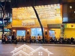 cho thuê nhà mặt phố hoàng đạo thúy,diện tích 274m2 , mặt tiền 6m