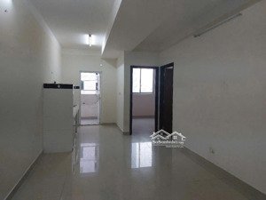 cho thuê căn hộ 2pn - nhà trống mới sơn- cc bellezaq7-dt 57m2- giá 8 tr