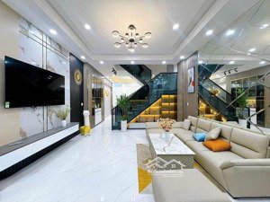 giảm chỉ còn 1,85 tỷ ngay tttm vincom ở đ. nguyễn du, dĩ an-đường 6m, sổ riêng, đang thuê 7tr/tháng