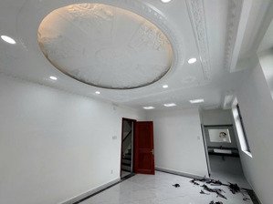 bán nhà 5 tầng - giá 7,2 tỷ- dt: 88m2- khu dc rạch tôm- nhơn đức- nhà bè
đường trước nhà 7m