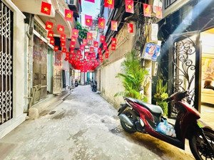 bán nhà riêng tại phố bạch mai, 6,65 tỷ, 30m2, 4 tầng, 3pn, 3wc, chính chủ