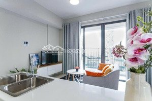 cho thuê căn hộ masteri an phú 2 phòng ngủ, căn góc ban công 4 cánh, giá 22 triệu/tháng