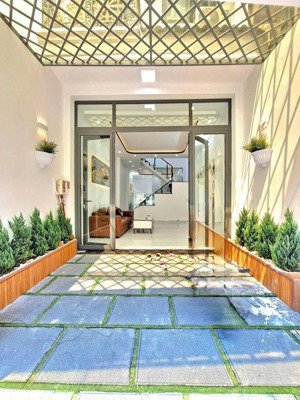 bán nhà riêng hẻm ô tô huỳnh tấn phát, 7,49 tỷ, 60m2, 4pn, 5wc, giá tốt 