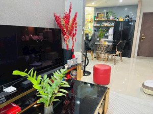 cần bán căn hộ cao cấp golden mansion - chủ đầu tư novaland - diện tích: 75m2 khu sân bay