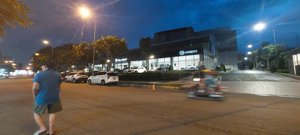 bán gấp nhà siêu vị trí đối diện emart phan huy ích: 4.3*22m