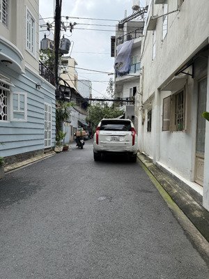 nhà hxh hiệp nhất f4 tân bình, 6x7m, 1 lầu đúc, 1pn 2wc giá 8.5tr