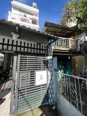 siêu hiếm, nhà cũ 2 tầng (4.5x20m), ngô sỹ liên, p.phú định quận 8, hơn 4 tỷ