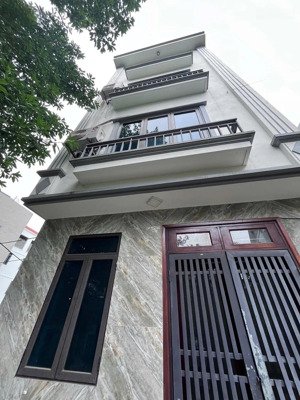 bán gấp nhà kim chung hoài đức, 4 tầng-mặt tiền 4.7m, 30m2 giá 4.85tỷ thương lượng, sát trung tâm