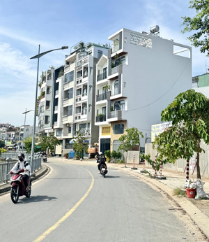 ngộp bank bán gấp - đất trống (5 x 18.5) đường 6.5m - xây (5-7tầng) mặt tiền kênh dương quảng hàm