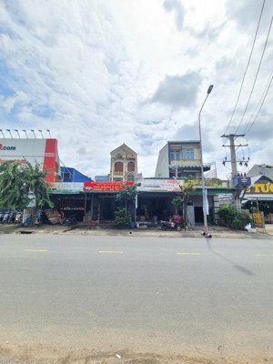 bán nhà 1t2l 5x25m, mặt tiền sầm uất nguyễn du p. bình hòa gần 3 cửu long