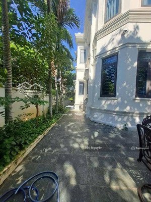 cho thuê biệt thự compound thảo điền-q2