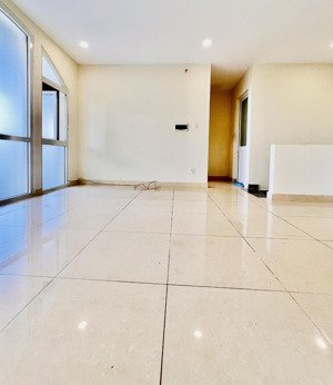 cho thuê shop mặt tiền kinh doanh, mặt tiền rộng 12m, diện tích 100m2, lh: xem