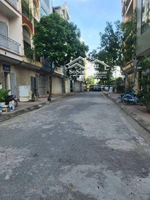 bán nhà riêng tại cổ linh, 16 tỷ, 50m2, 3 tầng, mặt tiền 4.5m, pháp lý đầy đủ, long biên, hà nội