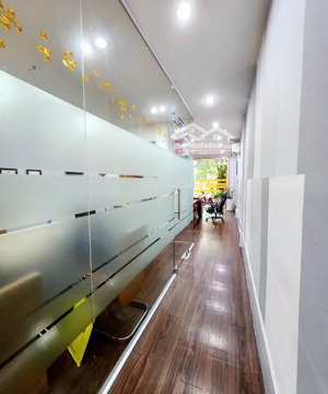 bán nhà hoàng sa 64m² 3 tầng - 21.9 tỷ - mặt tiền kinh doanh sầm uất