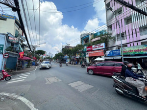 bán nhà mặt tiền hồ bá phấn, ngang 6x20m vị trí đẹp thuận tiện xây vp, cty chdv. giá bán 14tỷ2