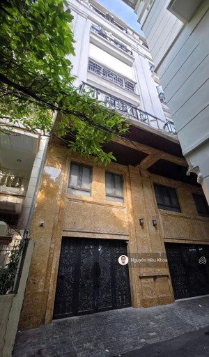 cầu giấy! bán gấp tòa chdv 7t/105m2/30p. dòng tiền đạt 200tr/t! 30.8 tỷ