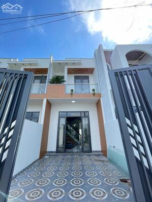 CHÍNH CHỦ GỬI BÁN CĂN LẦU SỔ SẴN 650TR NHẬN NHÀ NGAY TRUNG TÂM