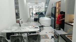 bán nhà huyền quang 58.2m² 3 tầng - 18.5 tỷ - full nội thất, ở ngay