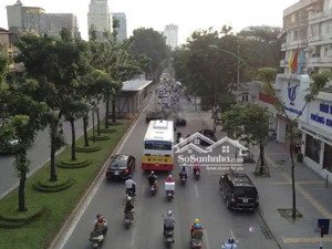 cần bán nhà giảng võ, ba đình, oto vào nhà, dt 232m2, mt 12,5m, giá 650tr/m2, lh 