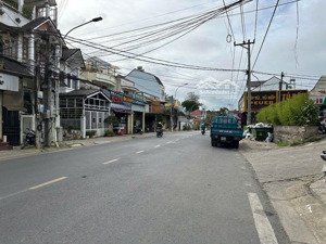 bán nhà mặt phố đặc địa tuyến ngô quyền, 28 tỷ, 160m2 - ngang hơn 10m -28 tỷ tlcc