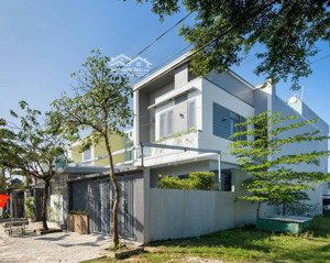 chủ bán gấp nhà lầu mặt tiền hồ văn huê, kdc phước tân, gần ngay tân cảng long bình giá cực tốt