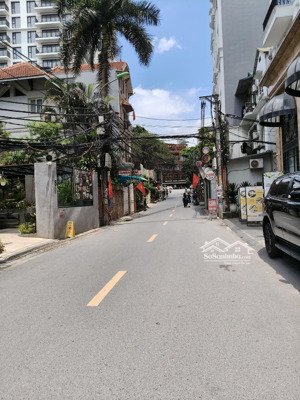 biệt thự quảng an - lô đẹp hiếm trong phố - mặt tiền 12m - sổ vuông cực đẹp