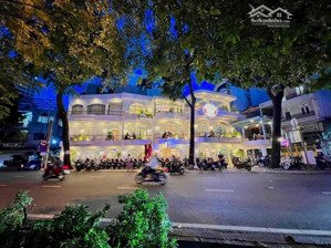 bán khuôn nhà đất khan hiếm mt ngay trần não, q2 - dt 11x29m - xd hầm 6 tầng hđt 260tr - giá 54 tỷ