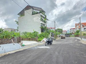 đấu giá thôn xuân canh, đông anh 100m2 ( 5m x20m ) 2 xe tải tránh, vỉa hè rộng, giá chỉ nhỉnh 17 tỷ