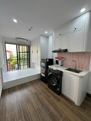 cho thuê ccmn mới tinh tại 402 bạch mai, 5,3 triệu, đầy đủ tiện nghi, hàng hot