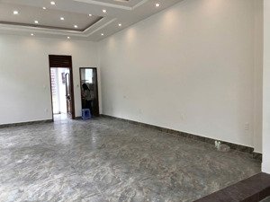 chính chủ cho thuê mặt bằng kinh doanh mặt tiền ngay thung lũng tình yêu, đà lạt