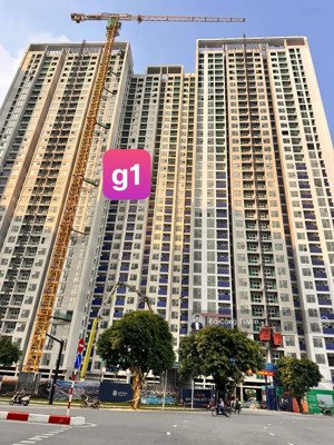 chính chủ bán gấp căn 55m2 tòa g1 hướng ban công mát, full đồ tháng 3 là bàn giao giá chỉ 4,5 tỷ bp