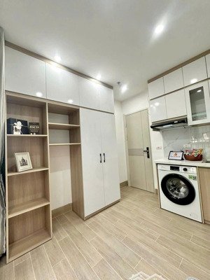 bán nhà 5 tầng đang cho thuê 60tr tháng cầu giấy