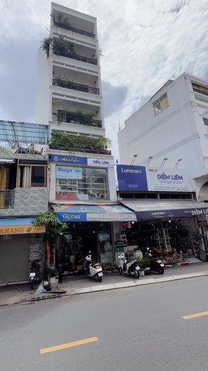 ngộp bank bán gấp nhà 7 tầng q3 giá chỉ 27 tỷ