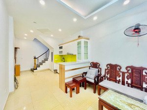 tôn đức thắng 38m x 5tẩng lô góc nở hậu + full nt ở ngay chỉ hơn 6tỷ - pk hiếm độc quyền!