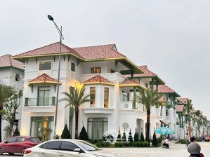 6 tỷ ký ngay hdmb biệt thự song lập bên công viên lễ hội