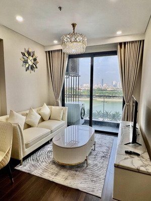 cho thuê căn hộ 1 phòng ngủ, 43m2, full nội thất ở vinhomes smartcity