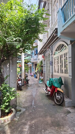 nhà 3 tầng liền kề him lam quận 7 giá 2.3 tỷ