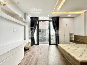 căn hộ ban công - full nội thất thiết kế thanh lịch , ngăn nắp