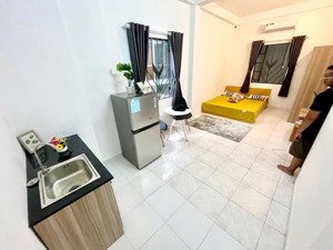 chính chủ cho thuê studio full nt rộng thoáng ngay chợ bà chiểu mới 100% không giới hạn người xe