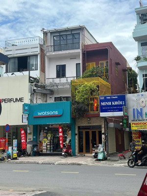 phố thời trang lê văn sỹ q3 - đoạn đẹp - 4.3x27m - 4 tầng - hđt 1.2 tỷ/năm - 35 tỷ