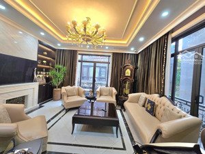 bán nhà phố đội cấn, dt 75m2 * 4 tầng - 18,8 tỷ . nhà 2 mặt thoáng, 10m ra mặt phố .