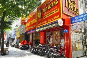 bán nhà góc 2 mặt tiền võ thị sáu phường tân định, quận 1