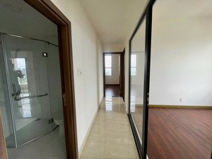 sổ hồng - bán cc 3pn tại centana thủ thiêm, 6,2 tỷ, 97m2, giá tốt, quận 2, hcm